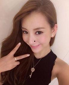 国产精网红自拍视频,揭秘网红生活幕后