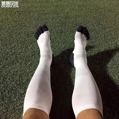 国产足球袜评测视频网,国产足球袜品质解析，揭秘运动袜品新趋势