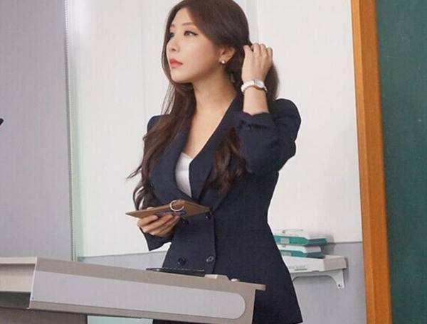 国产女教师娜娜在线视频